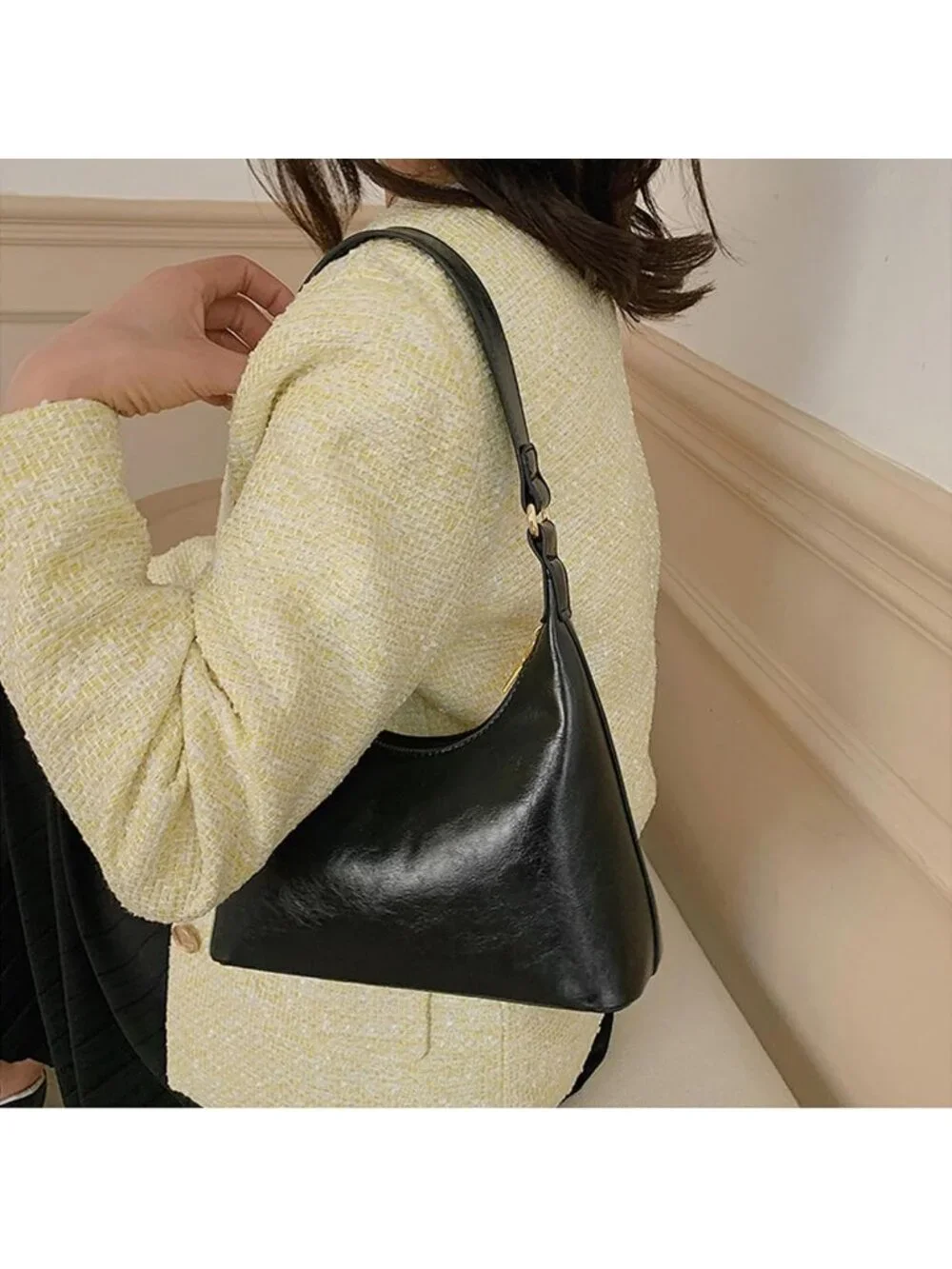 Trendy Mini Vintage Hobo Bag - Small Retro Vegan Leather Handbag for Women